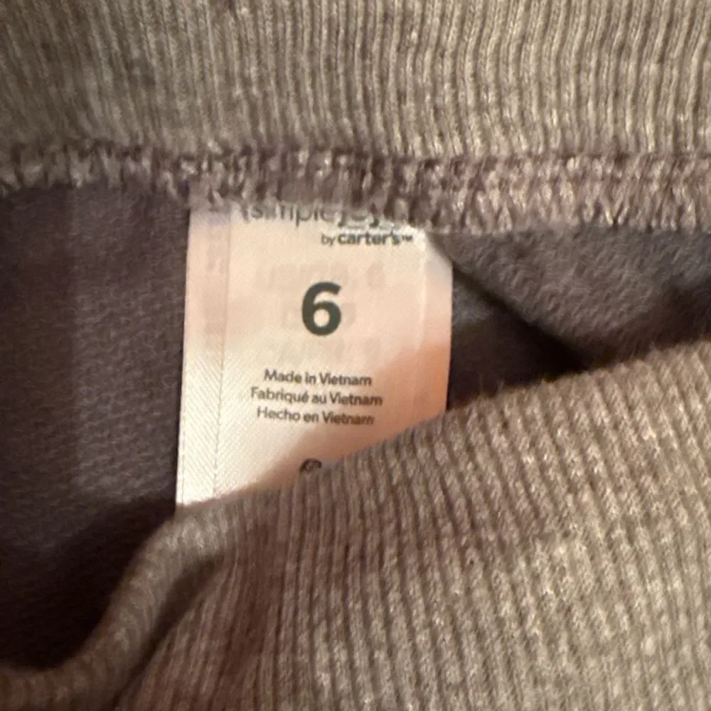 NWOT Carters Boy  Gray‎ pull on Shorts Size 6